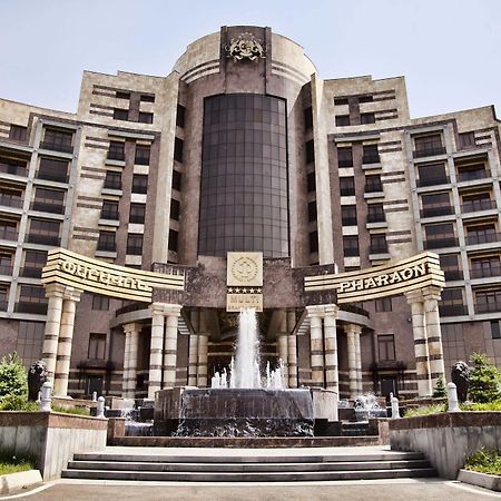 Multi Grand Hotel Ptghni Exterior foto